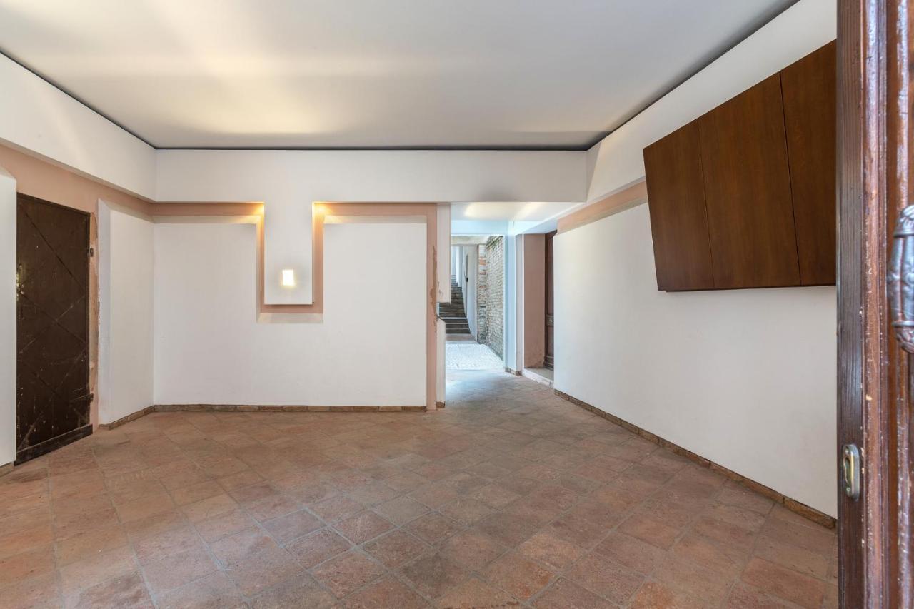 Ferrara Center Apartment X3 Екстериор снимка