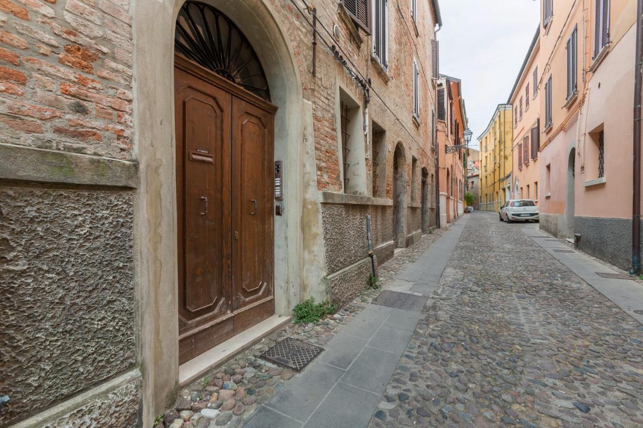 Ferrara Center Apartment X3 Екстериор снимка